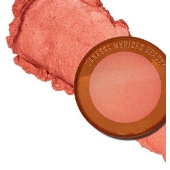 DANESSA MYRICKS BEAUTY Yummy Skin Blurring Balm Powder Lowlighter LOWKEY Sealed - Picture 3 of 6